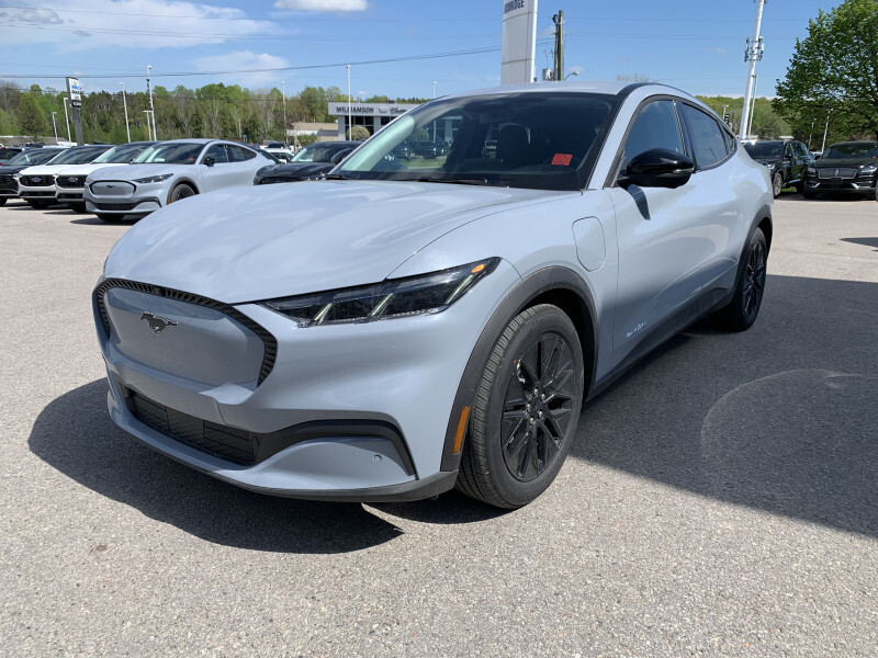 2025 Ford Mustang Mach-E