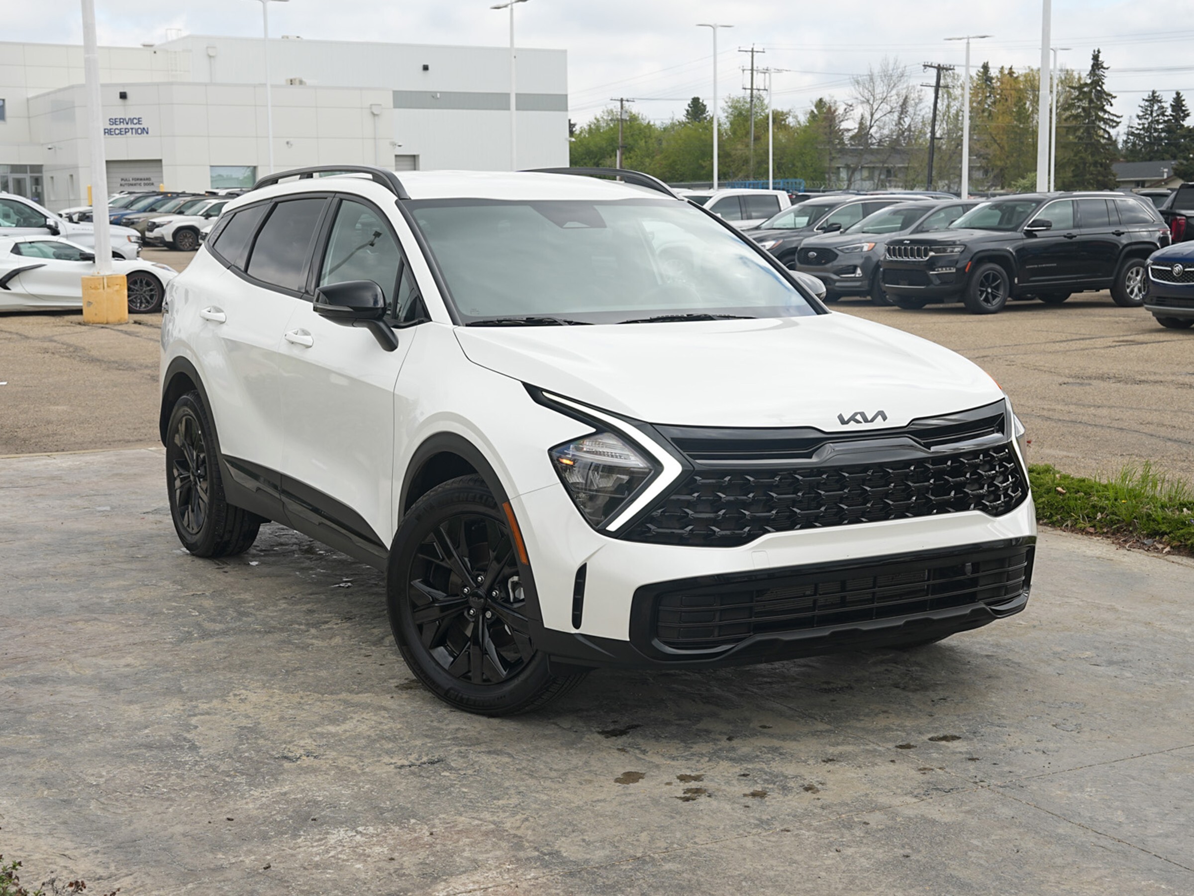 2025 Kia Sportage X-Line, AWD, Cloth, Cruise, Low KM, 1 Owner