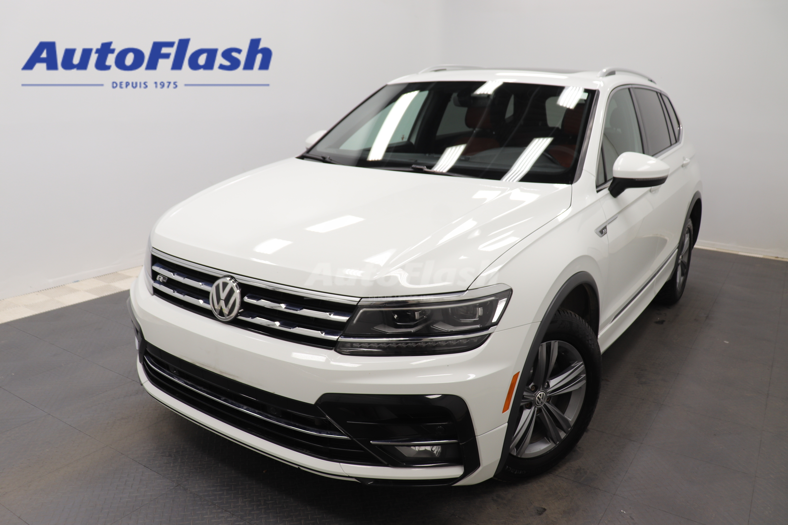 2019 Volkswagen Tiguan HIGHLINE, R-LINE, FENDER AUDIO , CUIR ORANGE, TOIT