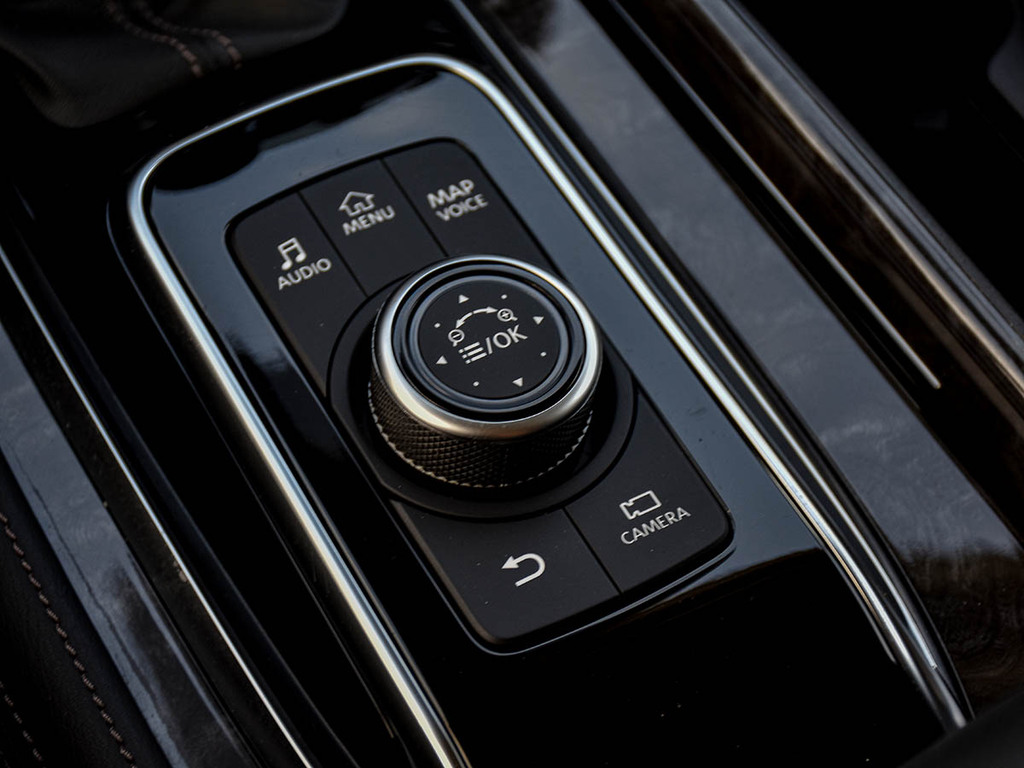 2024 Nissan Armada Platinum, Toronto, Cash