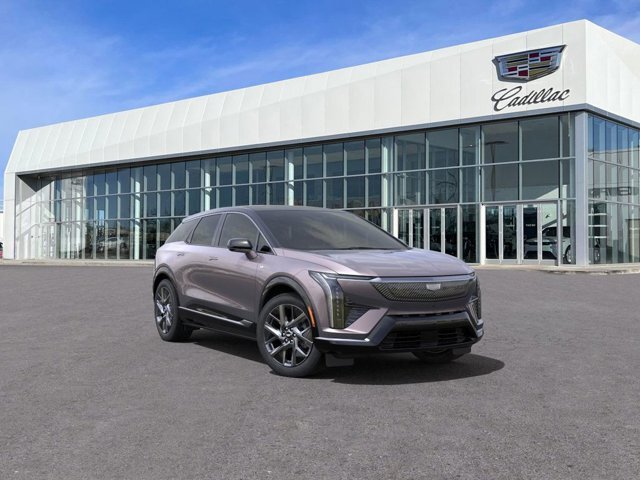 2025 Cadillac OPTIQ Luxury 1