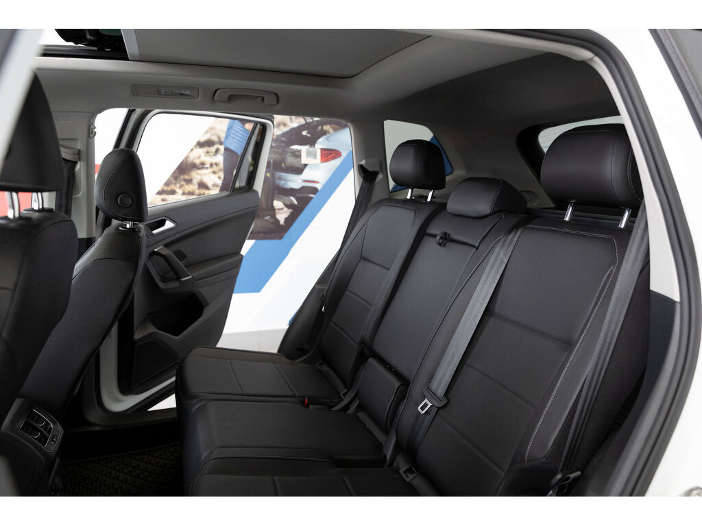 2018 Volkswagen Tiguan Comfortline, Vancouver, Cash