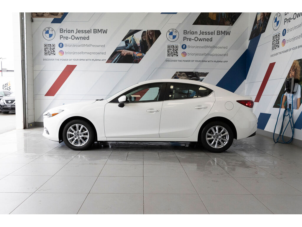 2017 Mazda Mazda3 SE, Vancouver, Cash