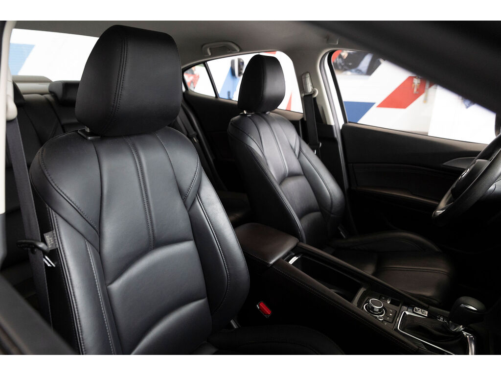 2017 Mazda Mazda3 SE, Vancouver, Cash