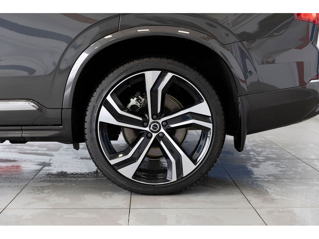 2025 Volvo XC90 B6 Ultra Bright Theme, Vancouver, Cash