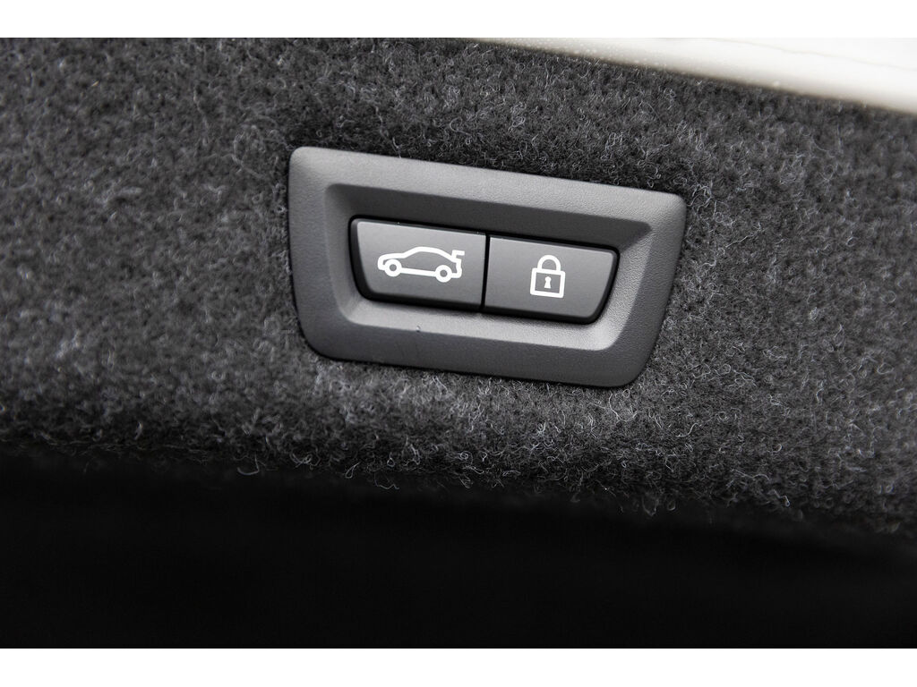 2022 BMW 530e xDrive, Vancouver, Cash