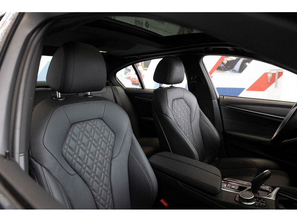 2022 BMW 530e xDrive, Vancouver, Cash