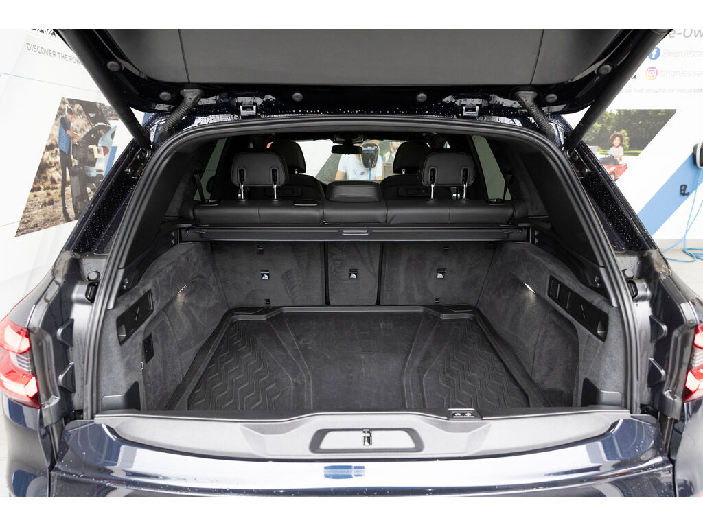 2022 BMW X5 M50i, Vancouver, Cash