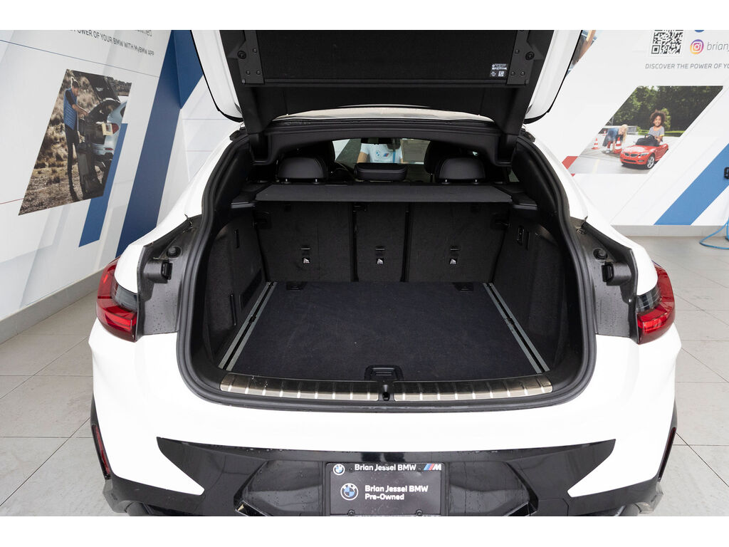 2022 BMW X4 M40i, Vancouver, Cash