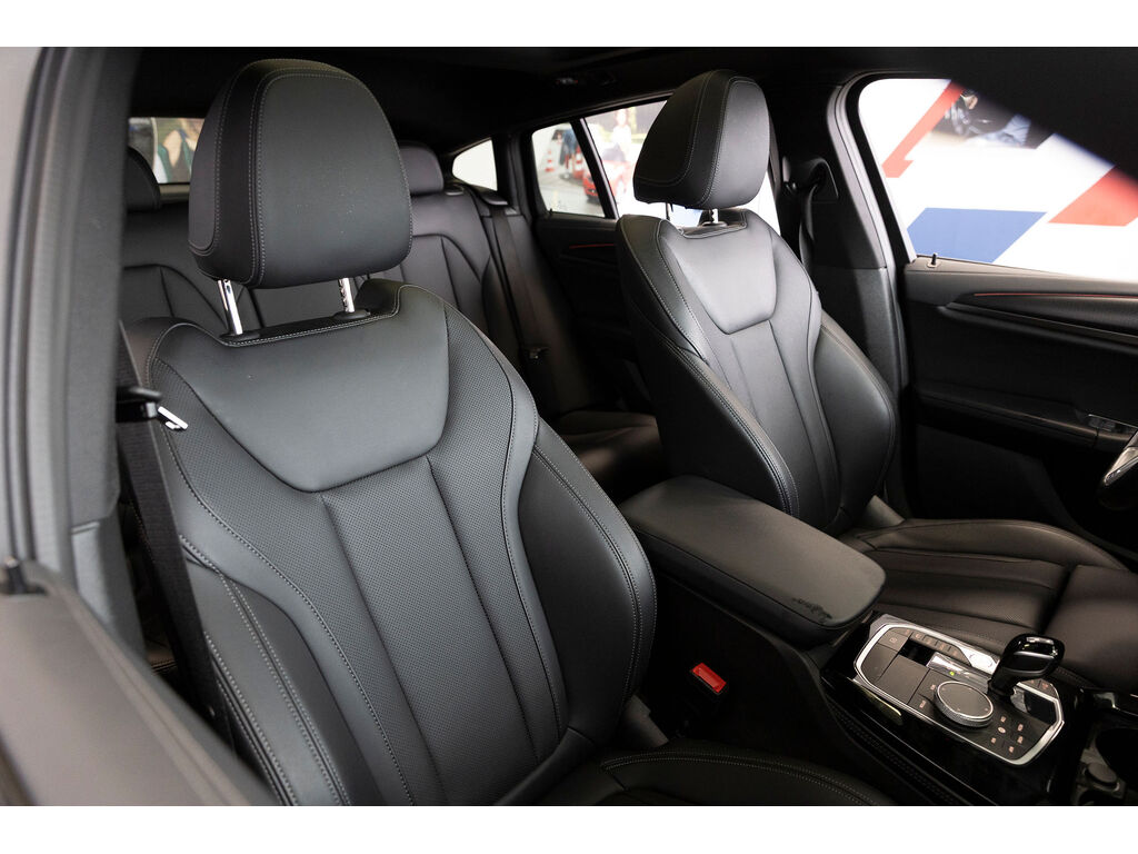 2022 BMW X4 M40i, Vancouver, Cash