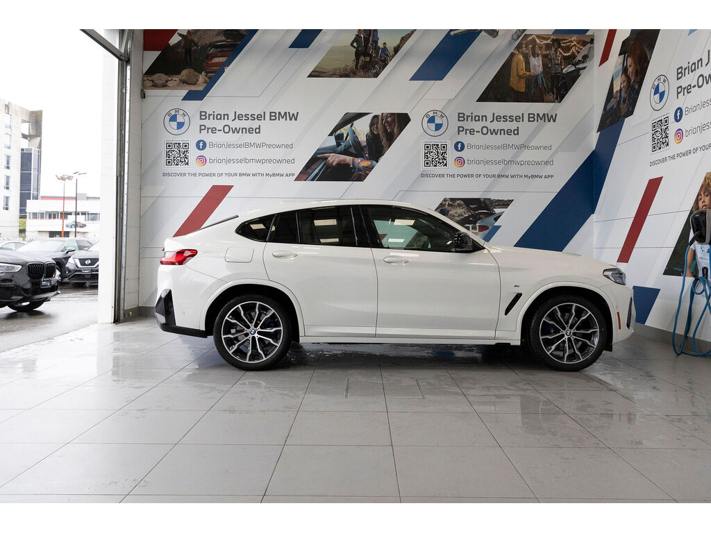 2022 BMW X4 M40i, Vancouver, Cash