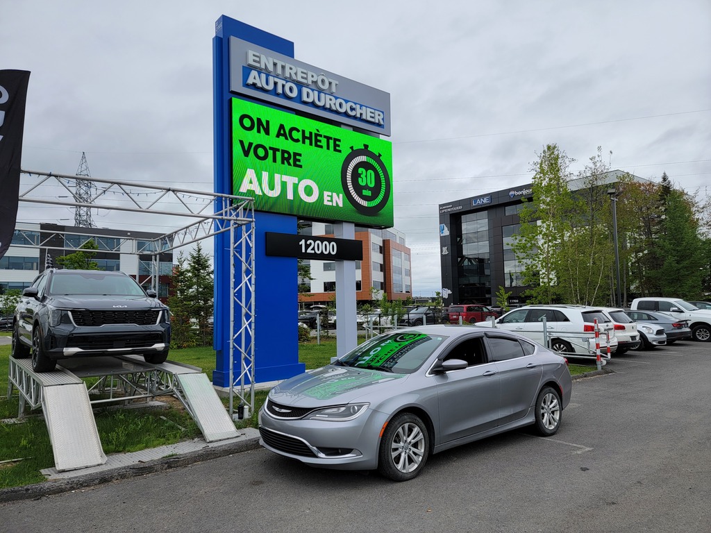 Chrysler 200 2015