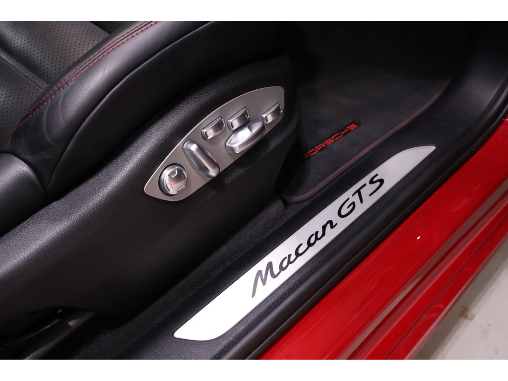 2018 Porsche Macan GTS, Toronto, Cash