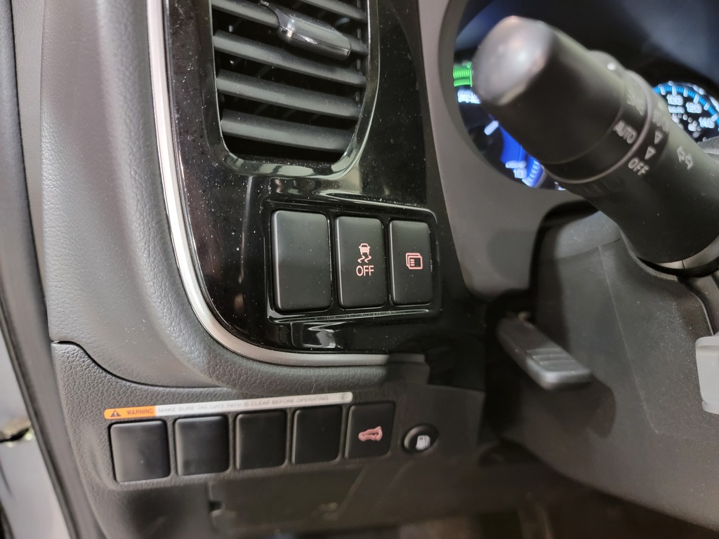 Mitsubishi Outlander PHEV 2022