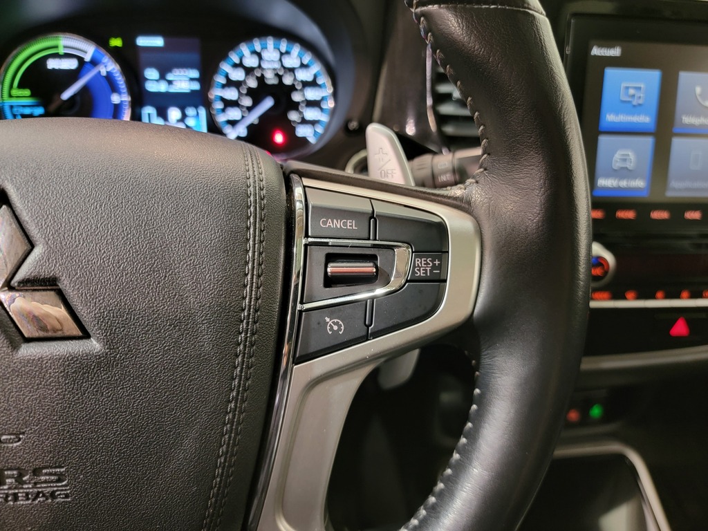 Mitsubishi Outlander PHEV 2022