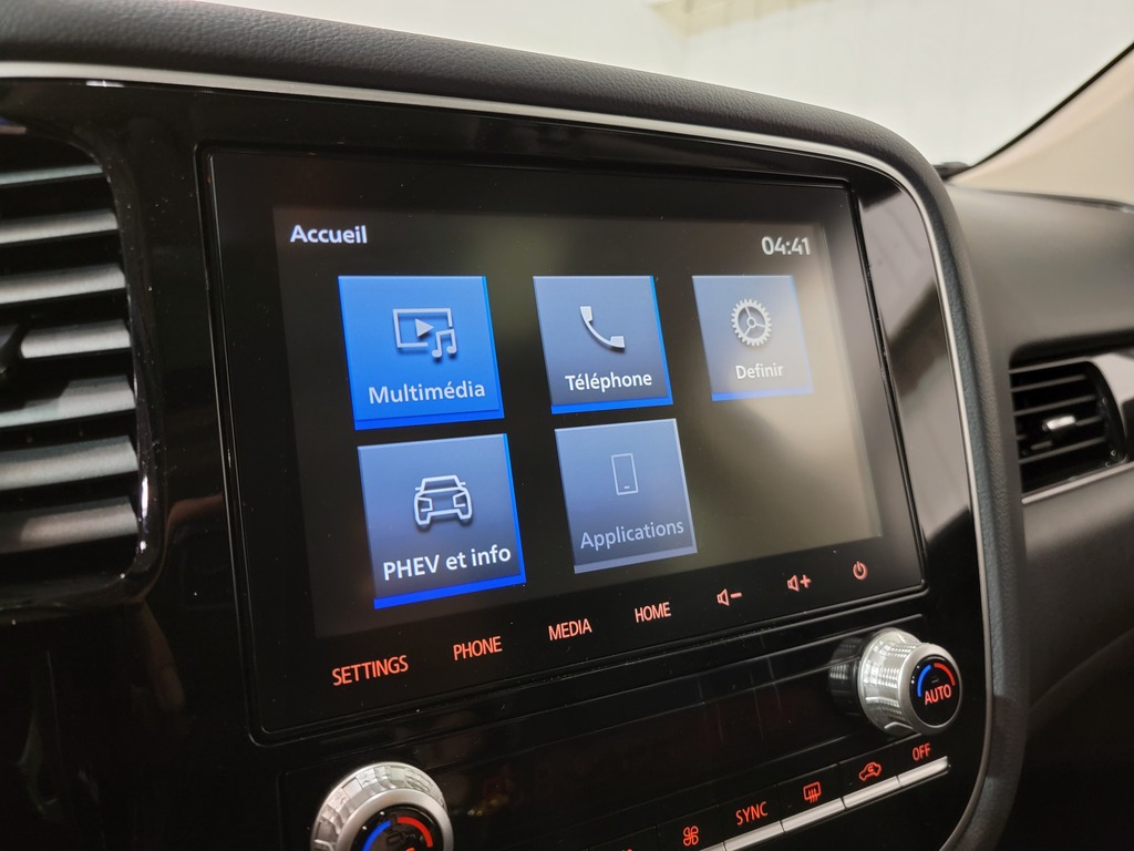 Mitsubishi Outlander PHEV 2022