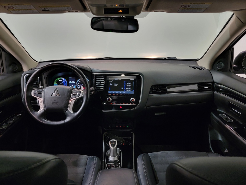 Mitsubishi Outlander PHEV 2022
