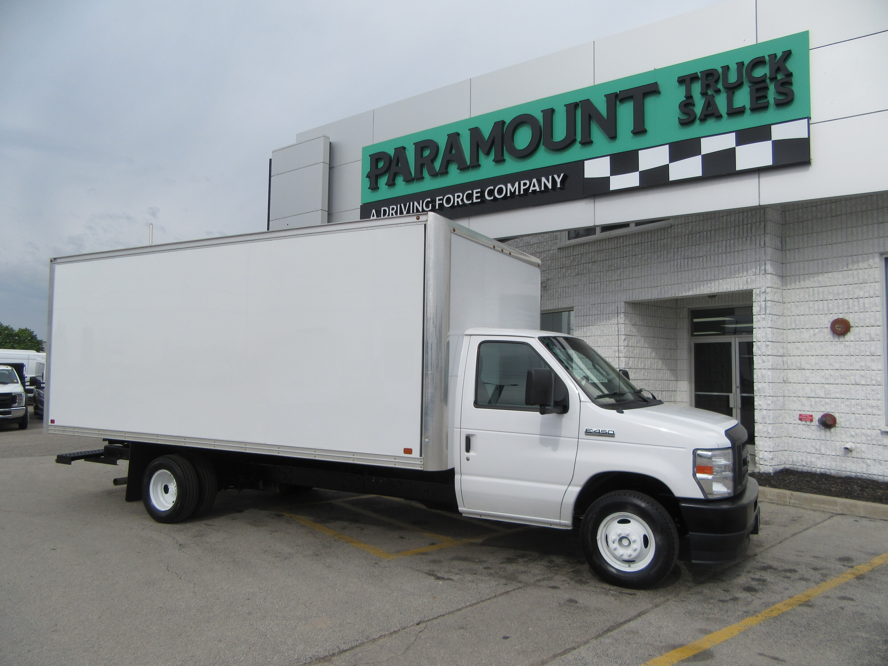 2022 Ford E-450 18FT CUSTOM ALUMINUM BOX