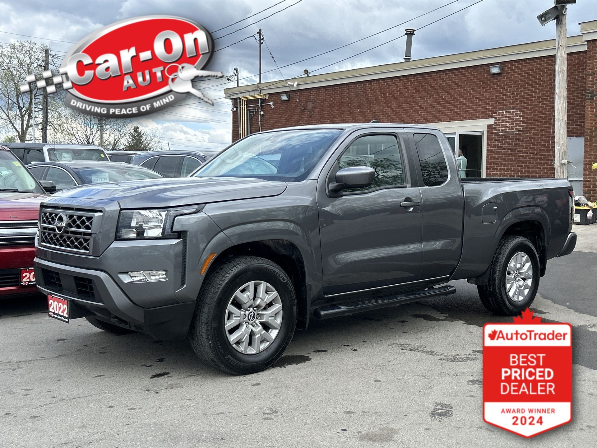 2022 Nissan Frontier SV 4X4| 3.6L V6| HTD SEATS| CARPLAY| REAR CAM