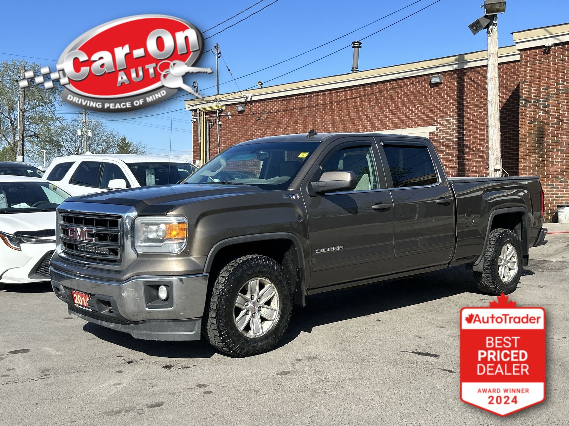 2014 GMC Sierra 1500 SLE Z71 4X4| LOW KMS| CREW| 5.3L V8| TONNEAU