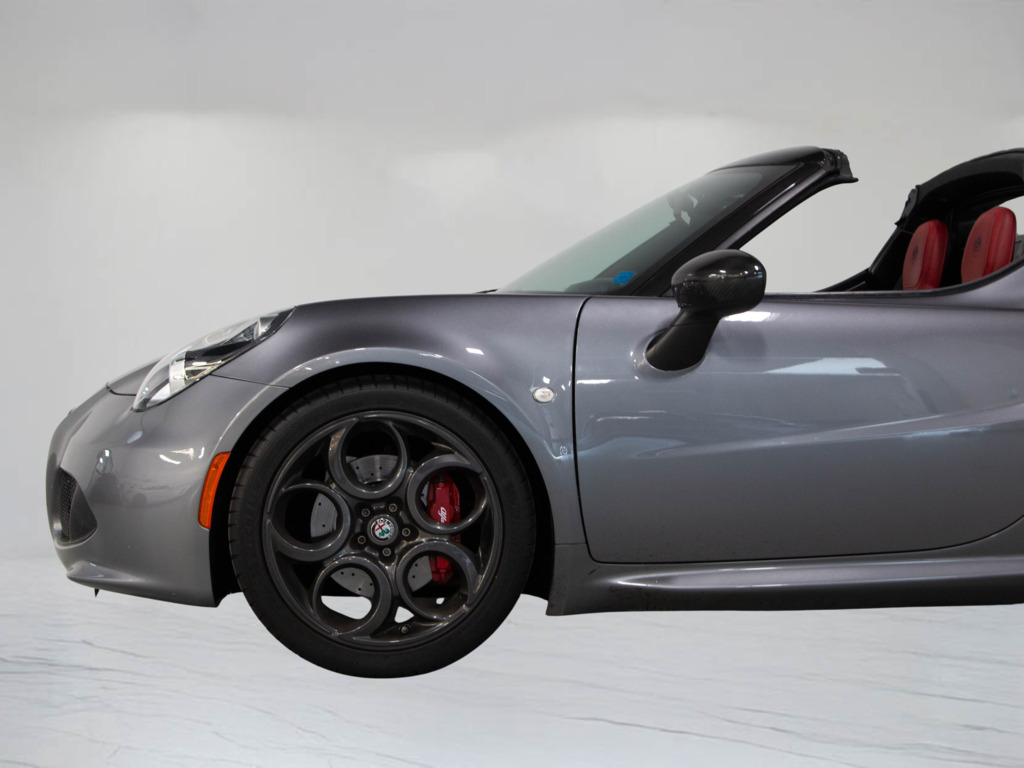 2017 Alfa Romeo 4C Spider SPYDER   CARBON FIBER   18 IN WHEELS, Toronto, Cash
