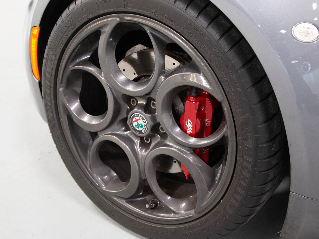 2017 Alfa Romeo 4C Spider SPYDER   CARBON FIBER   18 IN WHEELS, Toronto, Cash