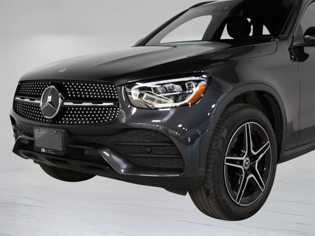 2022 Mercedes-Benz GLC 300 4MATIC, Toronto, Cash