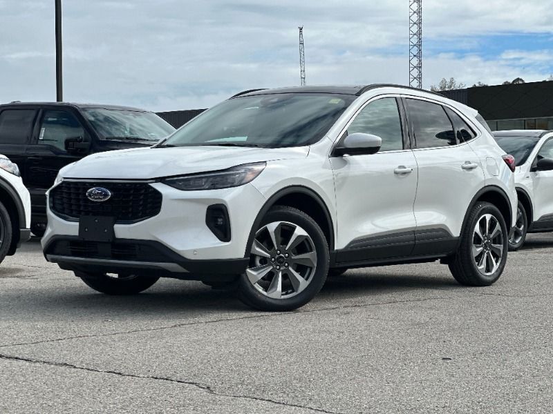 2025 Ford Escape Platinum