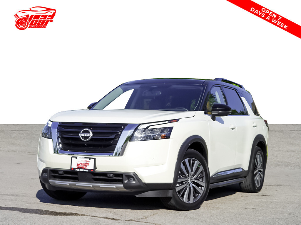2022 Nissan Pathfinder Platinum AWD Sunroof Navigation