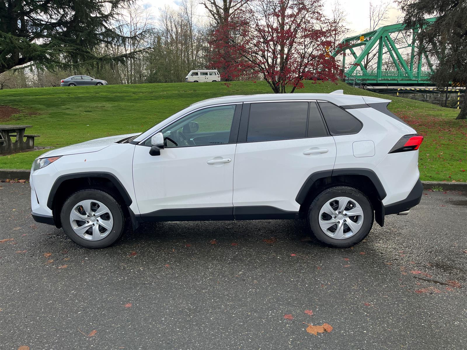 2022 Toyota RAV4 LE AWD