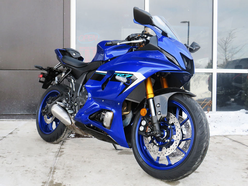 2025 Yamaha YZF-R7 