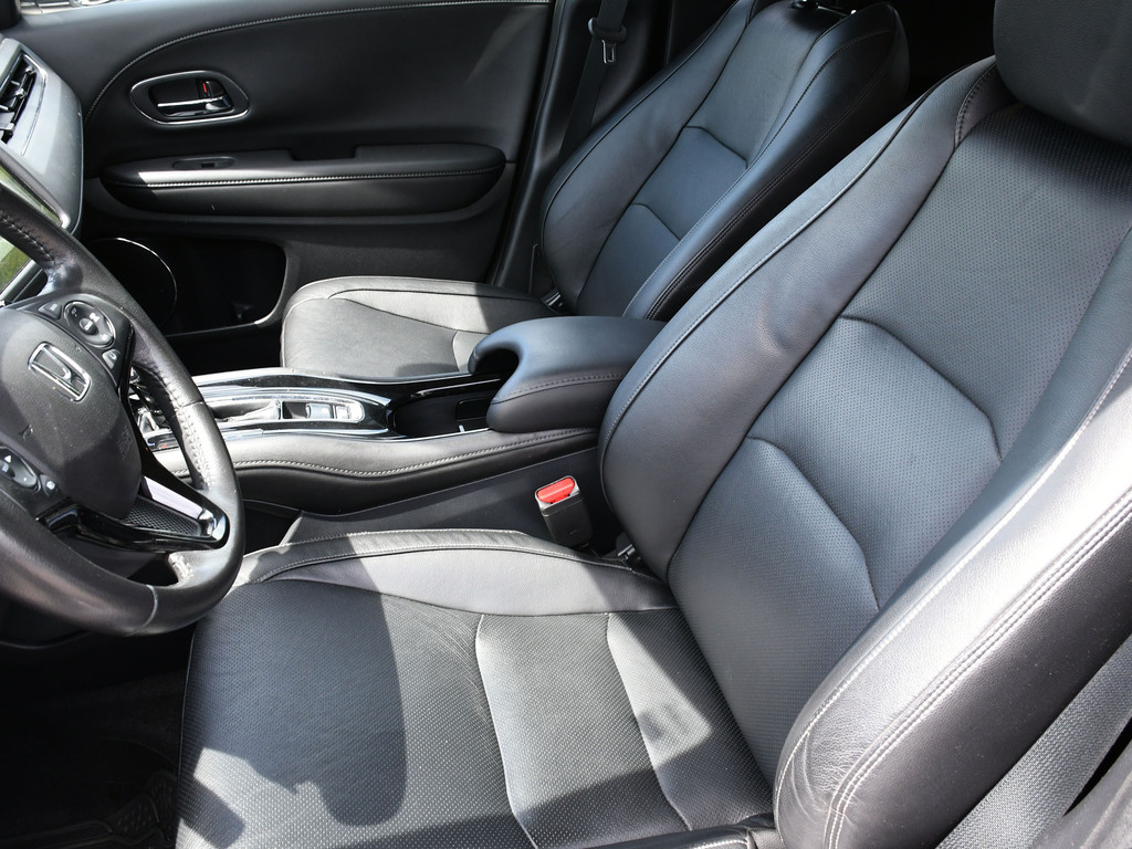 2020 Honda HR-V Touring, Toronto, Cash