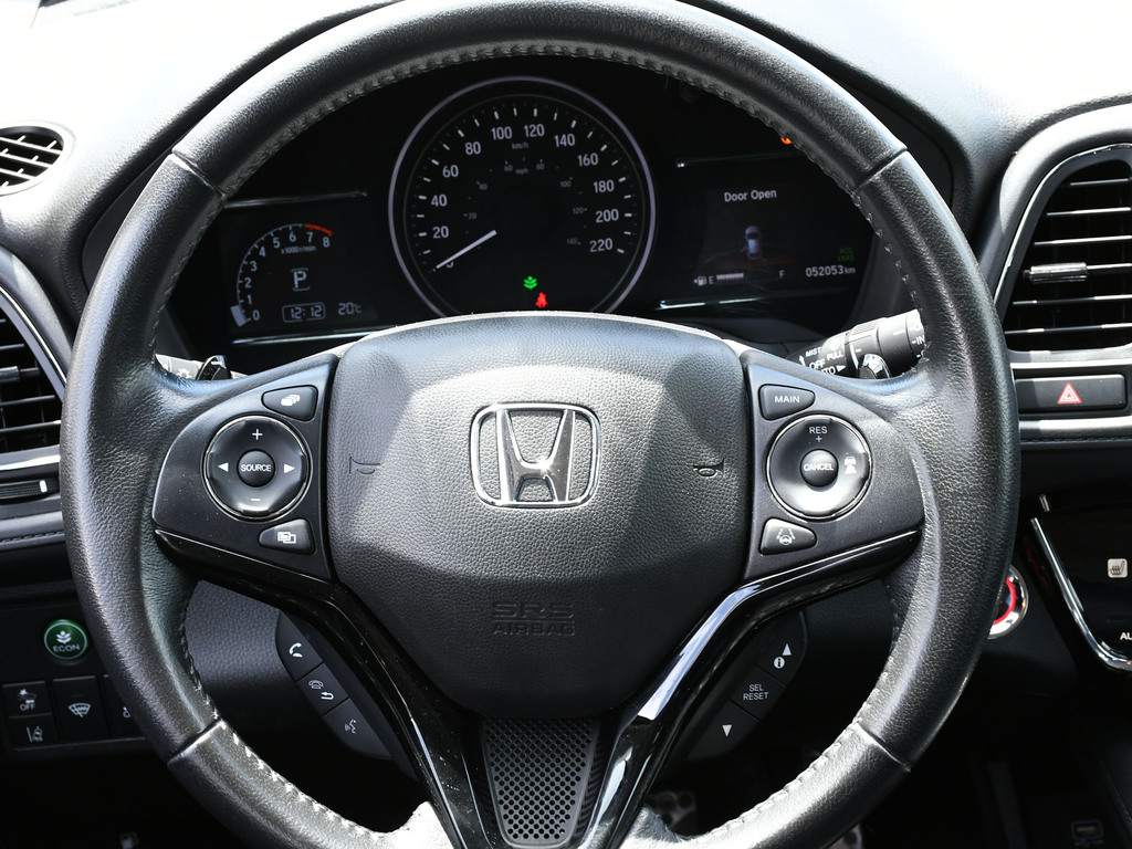 2020 Honda HR-V Touring, Toronto, Cash