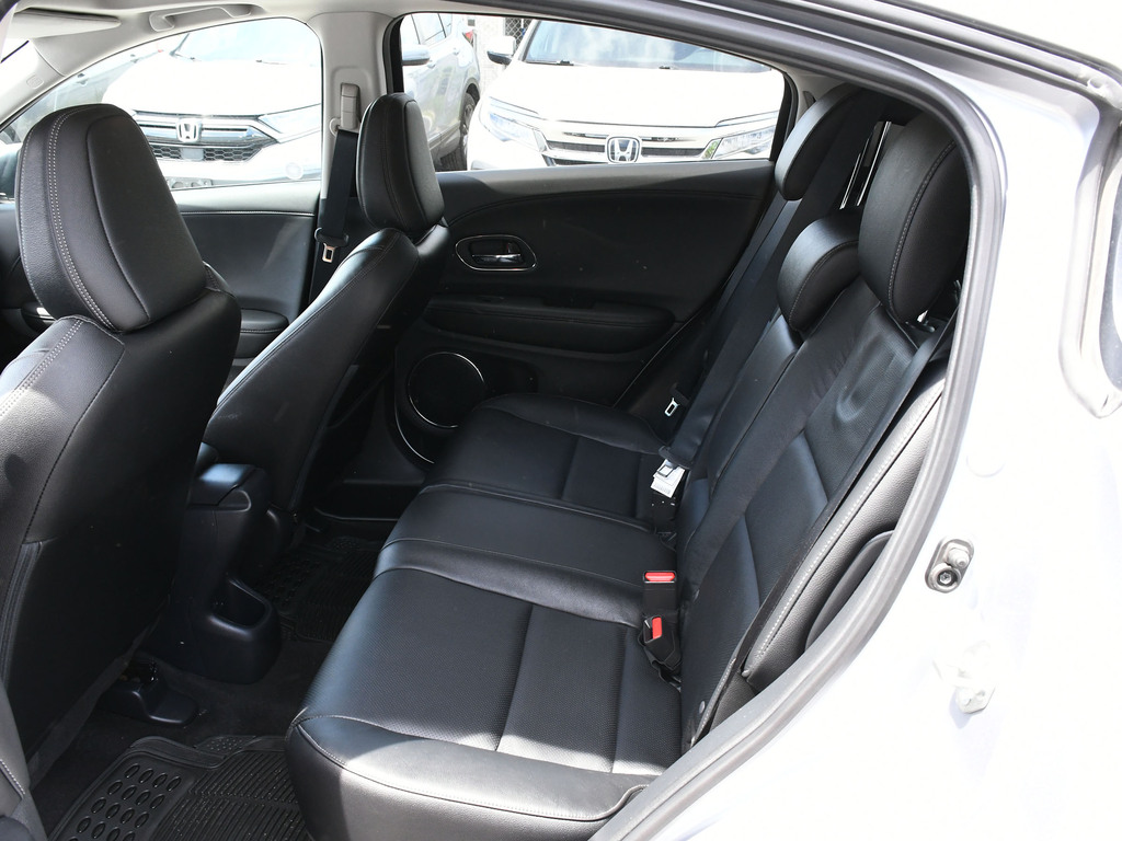 2020 Honda HR-V Touring, Toronto, Cash