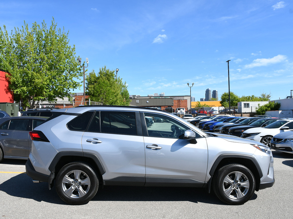 2024 Toyota RAV4 XLE, Toronto, Cash