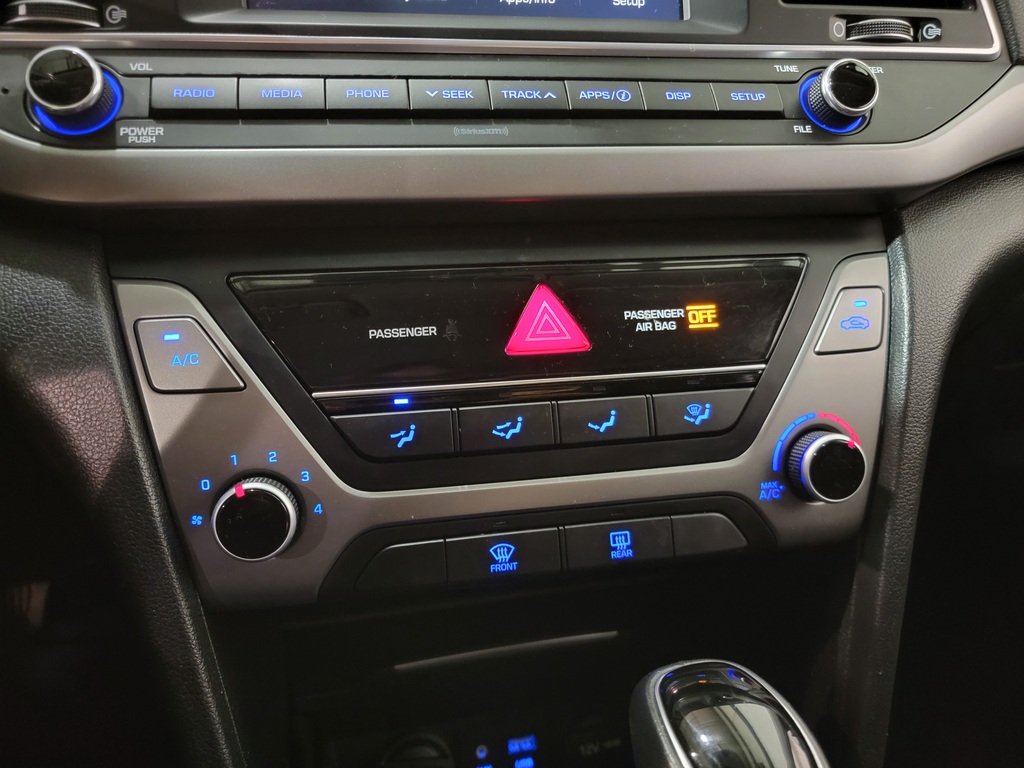 Hyundai Elantra 2017