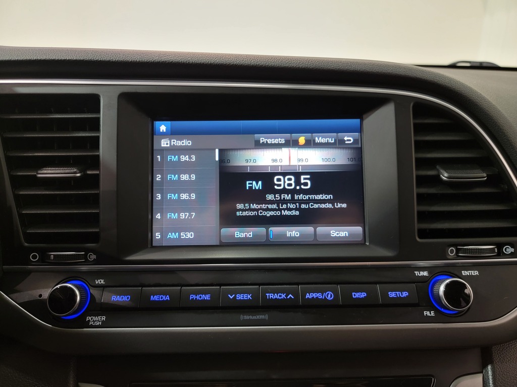 Hyundai Elantra 2017