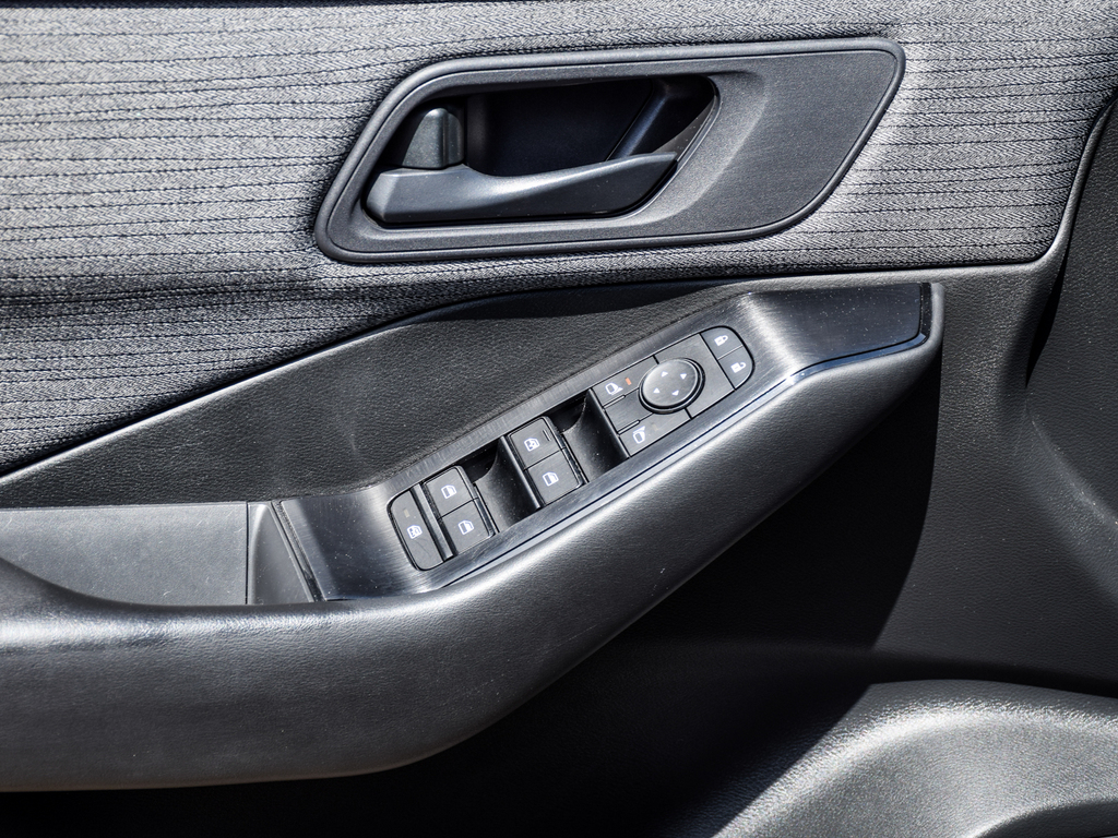 2023 Nissan Rogue S, Toronto, Cash