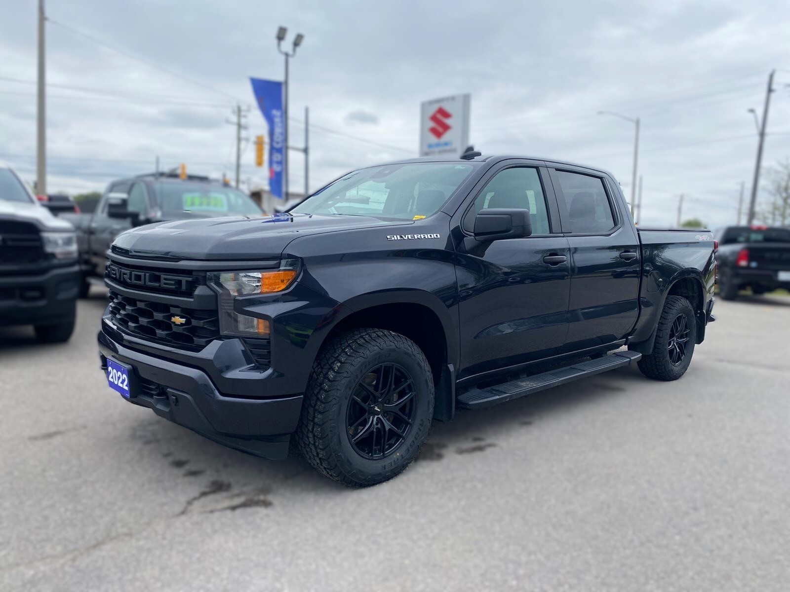 2022 Chevrolet Silverado 1500  Custom Crew Cab 4x4 ~Bluetooth ~Backup Camera