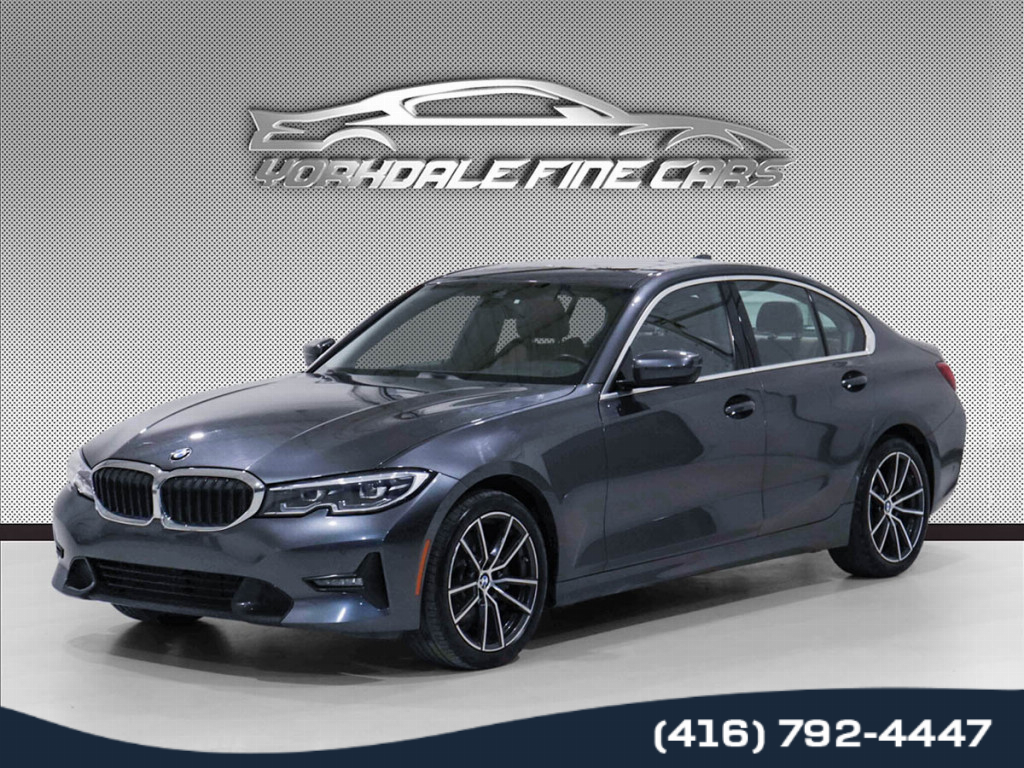 2021 BMW 3 Series 330i xDrive / Sport Line / Navigation / Apple CarP