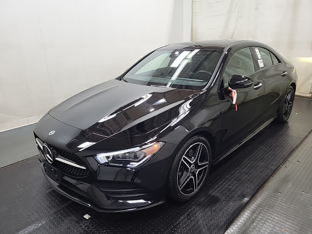 2022 Mercedes-Benz CLA-Class CLA250 / Premium Pkg / Sport Night Pkg / Navigatio