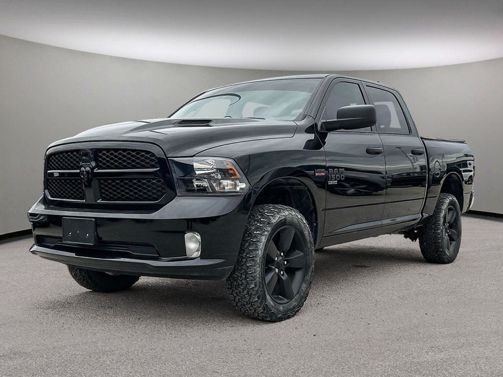 2019 Ram 1500 Classic Express | 4WD | Bluetooth | Backup Camera |