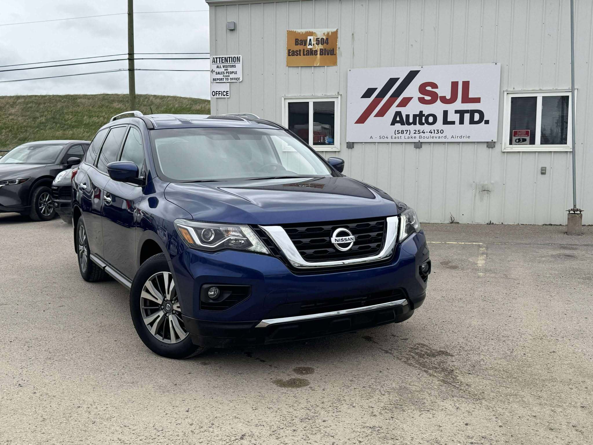 2017 Nissan Pathfinder Platinum