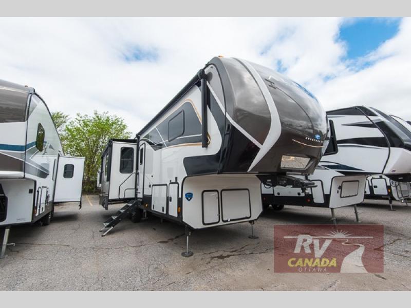 2025 Keystone RV Avalanche 302RS