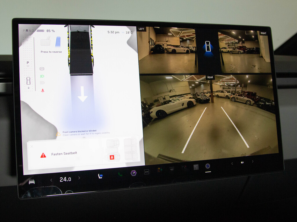 2024 Tesla Cybertruck AWD, Toronto, Cash