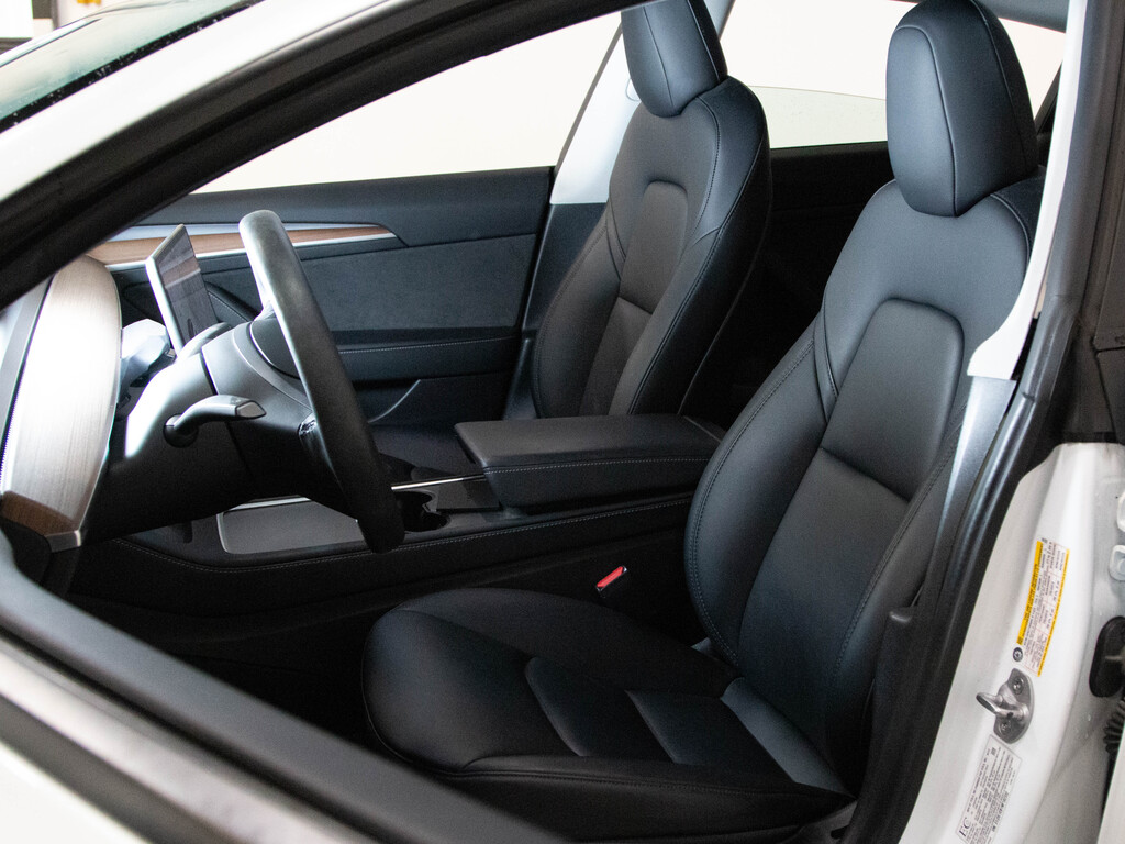 2022 Tesla Model 3 Long Range, Toronto, Cash