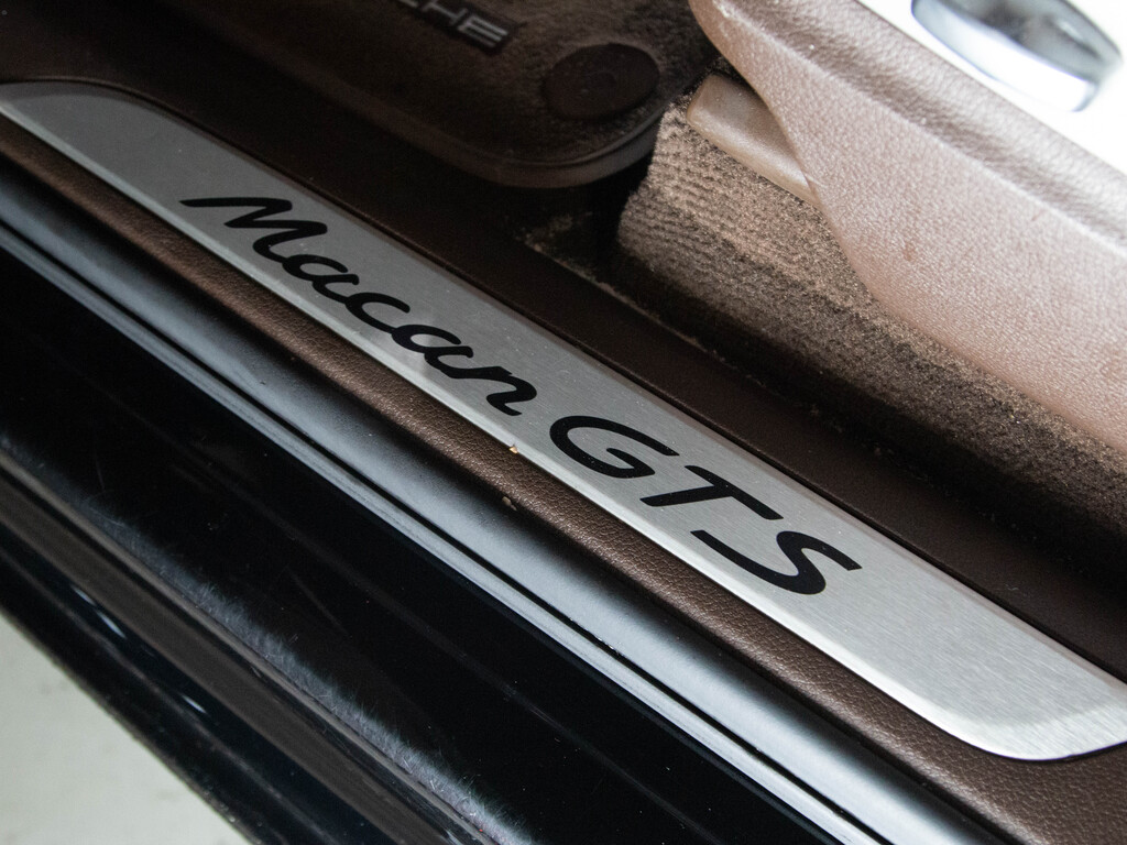 2018 Porsche Macan GTS, Toronto, Cash