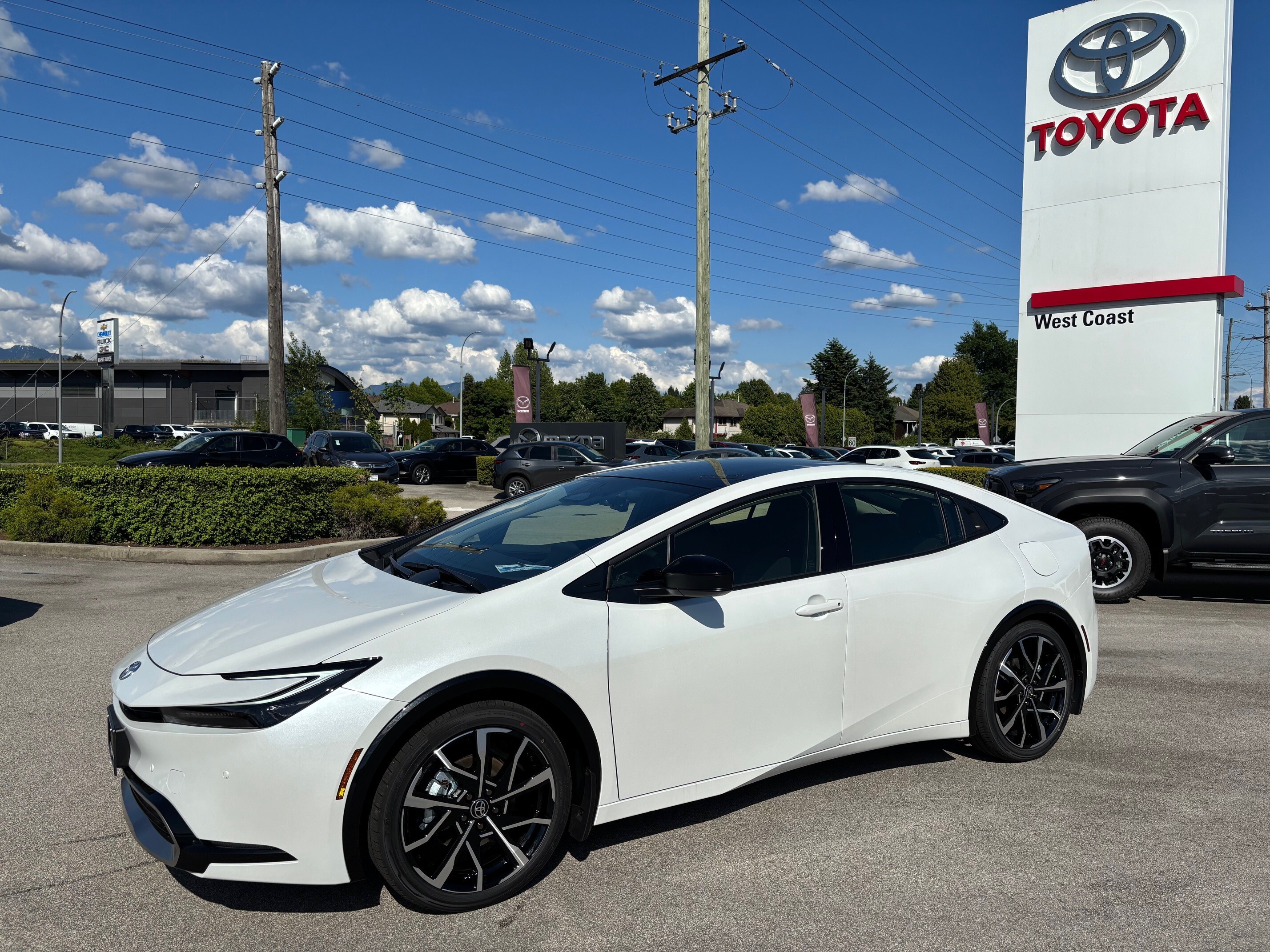 2025 Toyota Prius Plug-In Hybrid XSE Auto
