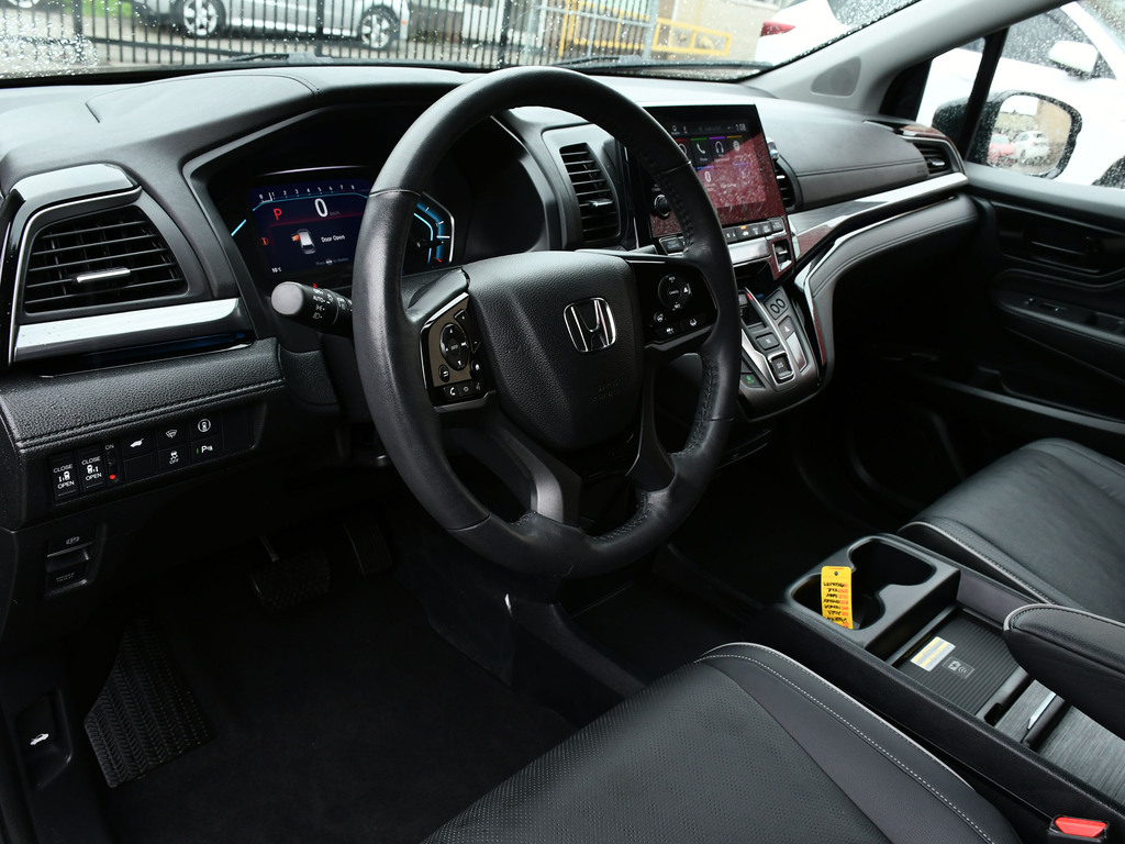 2023 Honda Odyssey Touring, Toronto, Cash