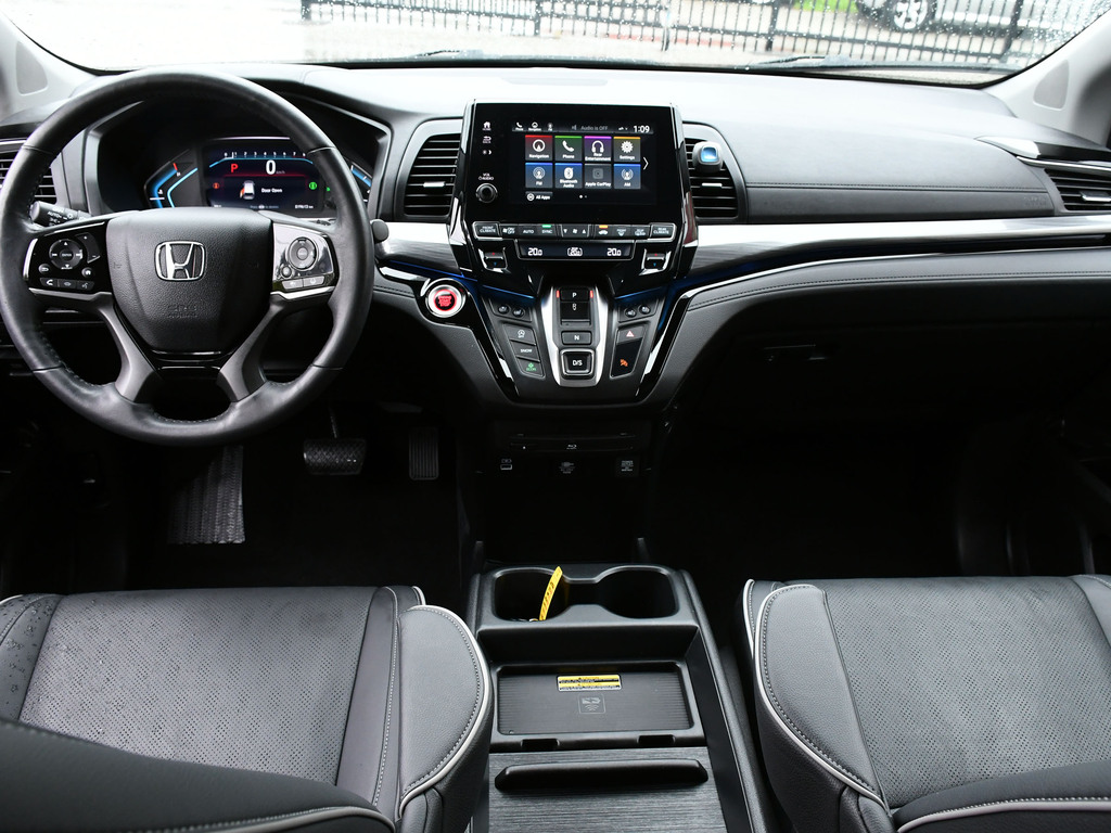 2023 Honda Odyssey Touring, Toronto, Cash